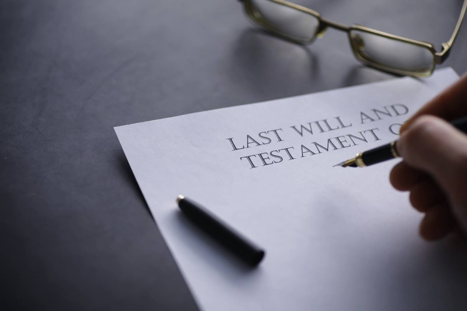 Last Will and Testament document with pen. Important for contesting a will in NSW.